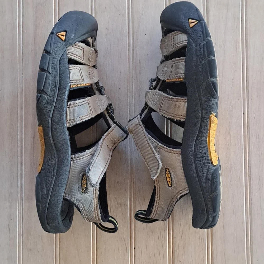 KEEN Newport H2 Youth Sport Sandals Waterproof Trail Outdoor Hiking